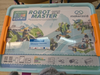 49ddf6aa-3a0f-4506-a079-960370dae75e